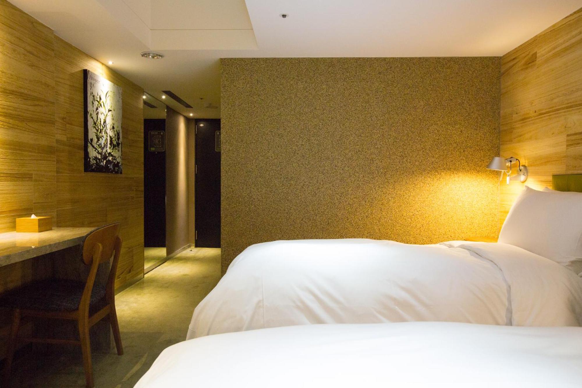Inhouse Hotel Taichung Quarto foto