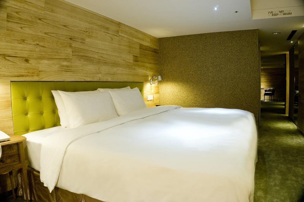 Inhouse Hotel Taichung Exterior foto