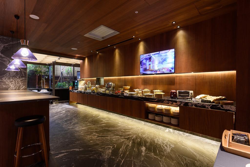 Inhouse Hotel Taichung Exterior foto