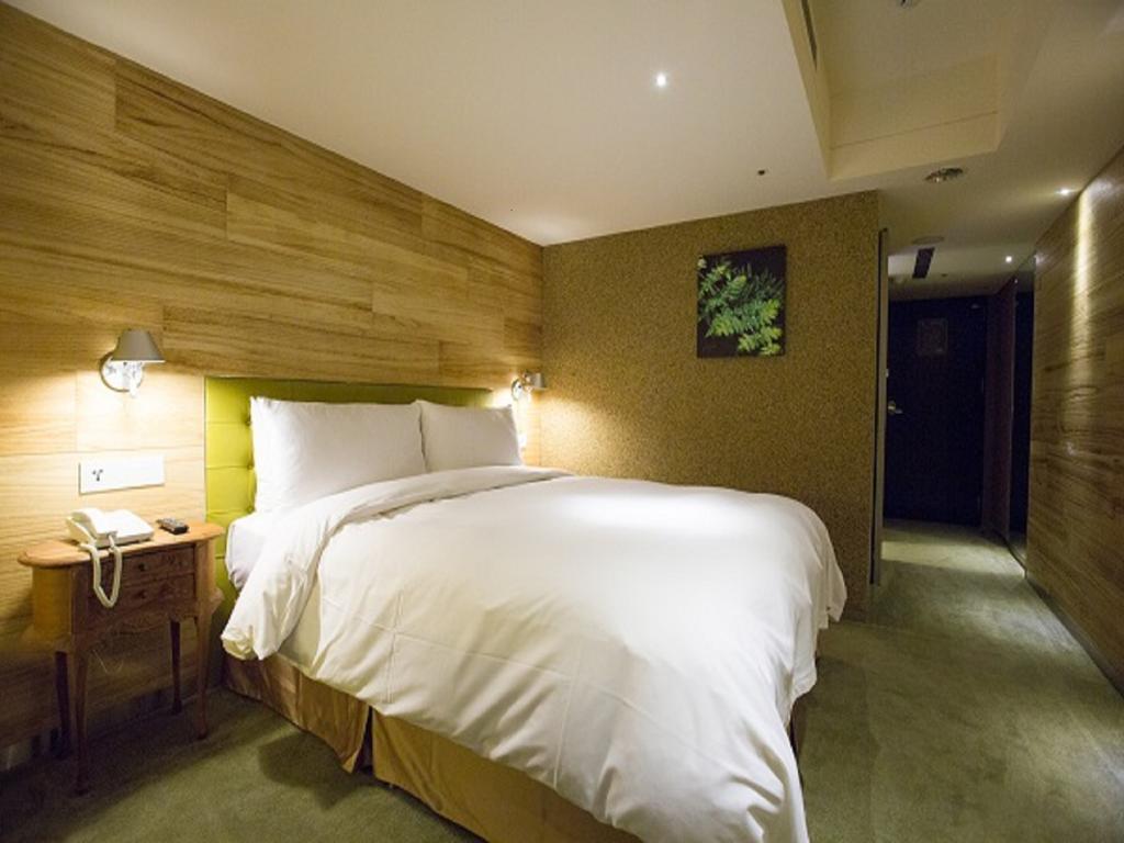 Inhouse Hotel Taichung Exterior foto