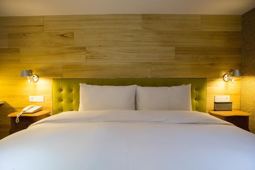 Inhouse Hotel Taichung Exterior foto