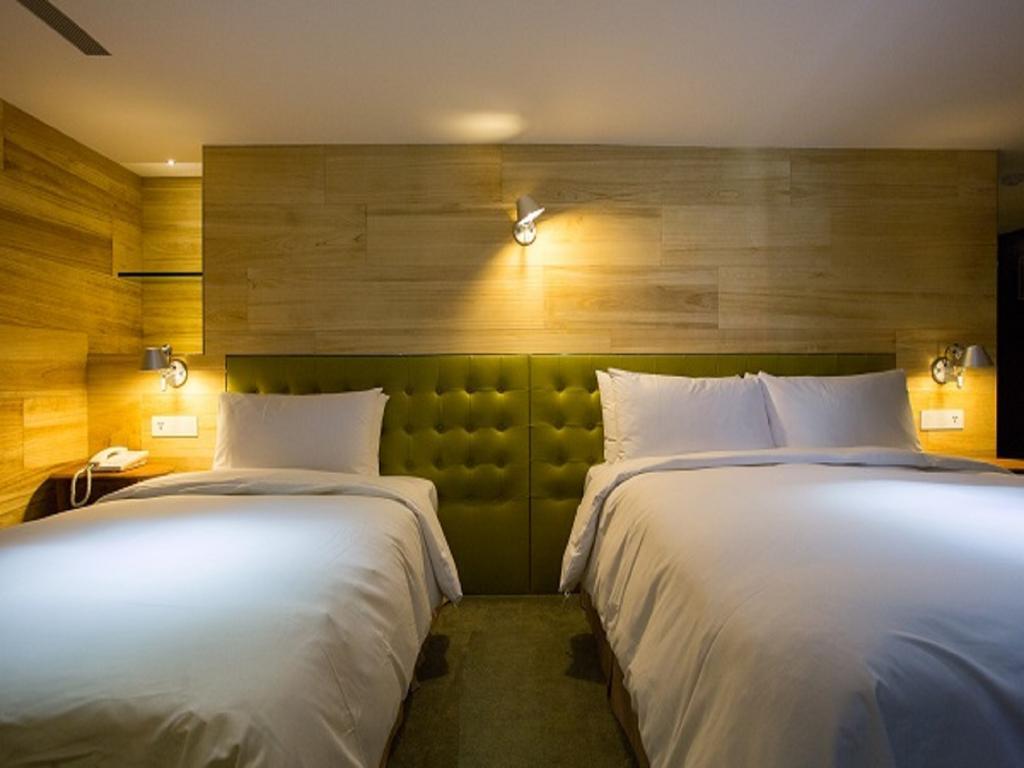 Inhouse Hotel Taichung Exterior foto